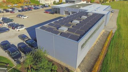 Photovoltaik Halle Gewerbe