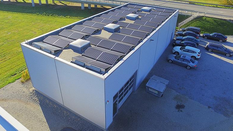 Photovoltaikanlage Autohaus