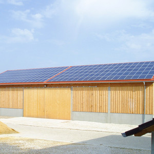 Bild: Photovoltaikanlage auf Scheune